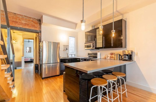 Niagara House | Charming house in Queen West - Trinity Bellwoods Park