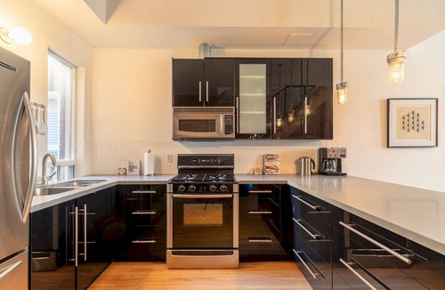 Niagara House | Charming house in Queen West - Trinity Bellwoods Park