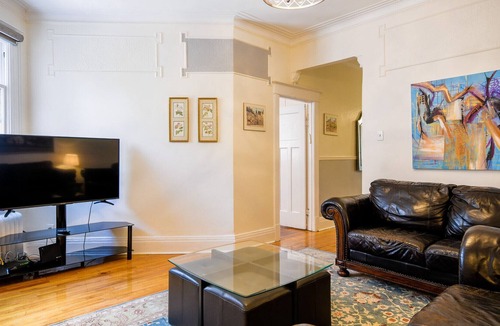 Outremont House | Charming large outremont home, close to all amenities 5 min drive from downtown