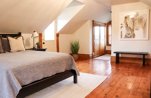 Clearview Other | Charming, private 1 BR - just mins to Collingwood!