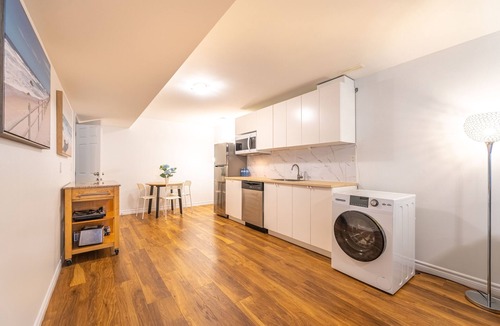 Halifax Apartment | Charming private basement suite with kingsize bed in brilliant Halifax