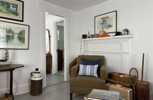 Hampton House | Charming rustic retreat with Bay of Fundy Views, escape to our serene haven.