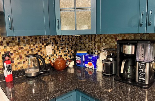 Kingsland Apartment | Charming & Spacious 2BR Upper Suite | Large Kitchen w/Private Entry & Deck