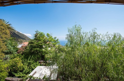 Leni Villa | Charming villa with garden for 4 pax in Salina Aeolian Islands