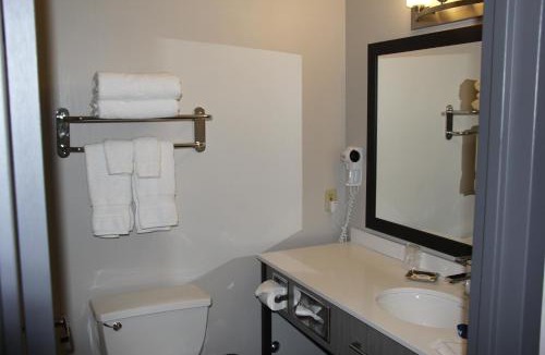 Halifax Hotel | Chateau Bedford Trademark Collection by Wyndham