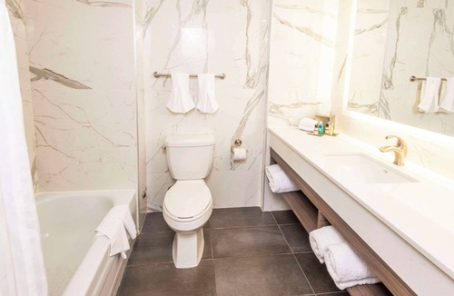 Aylmer Hotel | Chateau Cartier Hotel & Resort, an Ascend Collection Resort