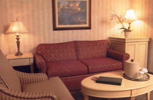 Vaudreuil Hotel | Chateau Vaudreuil