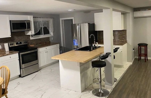Lower Sackville Apartment | Cheerful 3BR Home with Free Parking