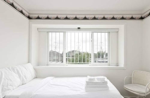 Renfrew-Collingwood House | Cheerful 5-bdrms home in Vancouver
