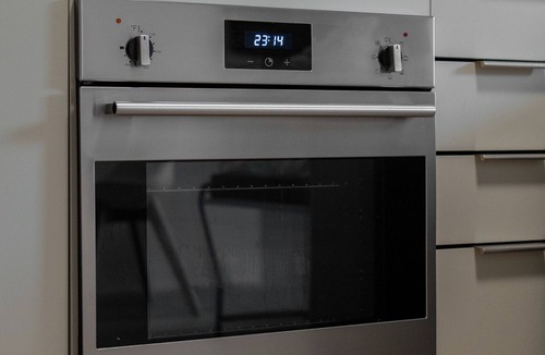 Latin Quarter Apartment | Chez Lisa | Gym | Patio & BBQ | TV & WIFI | AC