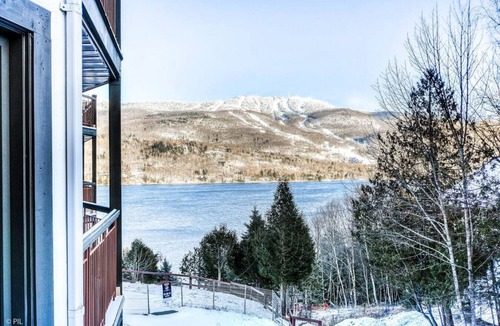 Mont-Tremblant Apartment | Chic Mt-Tremblant Condo with View on the Lake