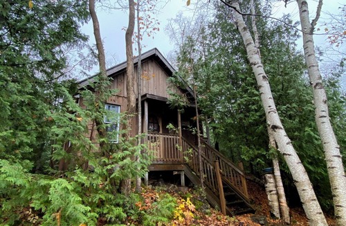 Lion's Head Cottage | Chickadee Cottage - Lions Head, Ontario, Canada