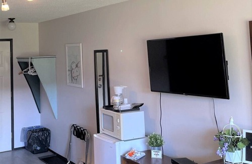 Christina Lake Hotel | Christina Lake Motel and RV Park