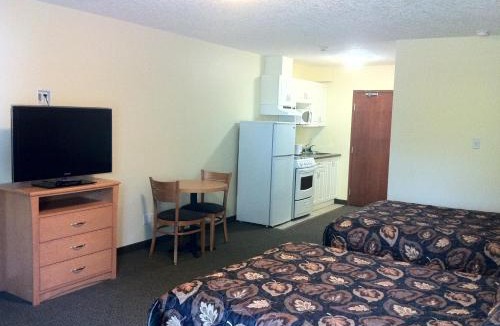 Weyburn Hotel | Circle 6 Motel