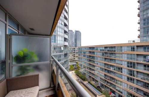 CityPlace House | City Serenity 1 Bedroom with Balcony