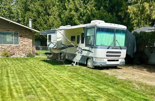 Sicamous House | Class A RV on Tree Streets