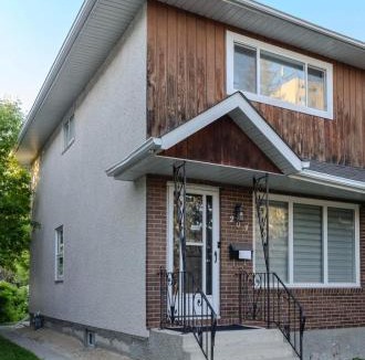 Winnipeg House | Classy single family house, walk to St Boniface