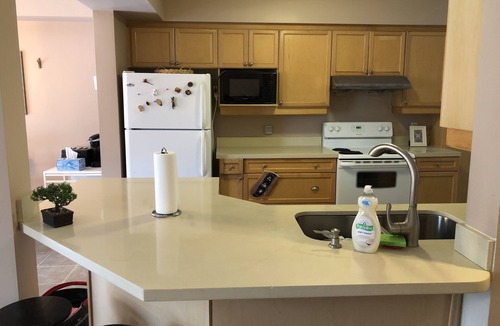 London House | Clean and quiet house near Costco shopping mall