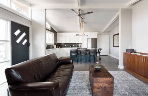 Baseline Sub House | Clean & Cozy 2-BR Boulder Retreat Fast Wi-Fi & Great Location