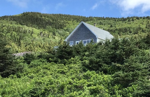 Red River Cottage | Cliff Waters Cottage, Private oceanfront secluded relaxation, Pleasant Bay, NS