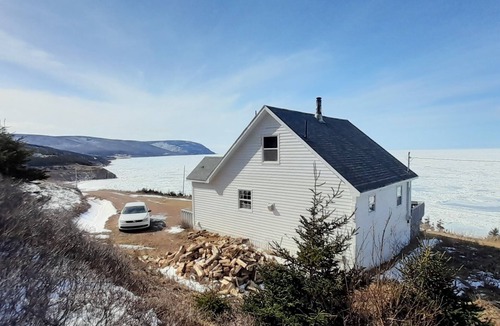 Red River Cottage | Cliff Waters Cottage, Private oceanfront secluded relaxation, Pleasant Bay, NS