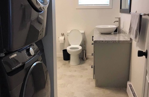 Chance Cove Apartment | Cliffside Chance Cove Unit #3nnn