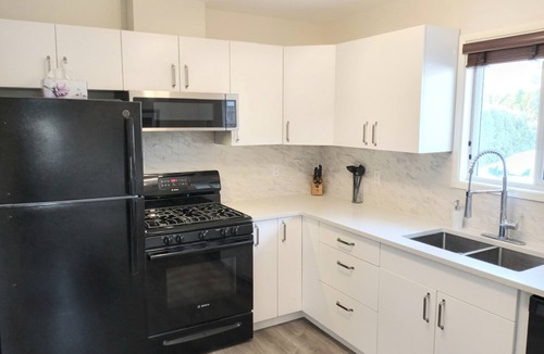 Central Okanagan House | Close to Everything