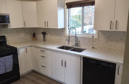 Central Okanagan House | Close to Everything
