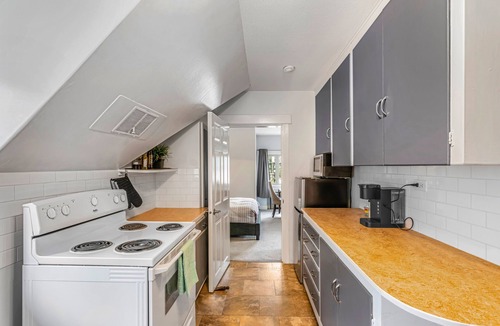 Nelson Hotel | Cloudside Hotel