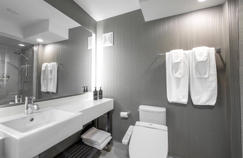 Prince George Hotel | Coast Prince George Hotel by APA