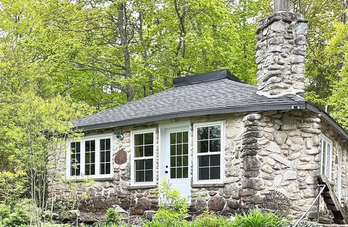 Lion's Head Cottage | Cobblestone: Natures Little HavennBruce Peninsula Permit Number STA-2024-249