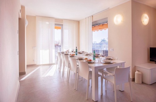 Ossuccio Villa | Comacina lake view private Villa family sleeps 14 guests with featuring hot tub.
