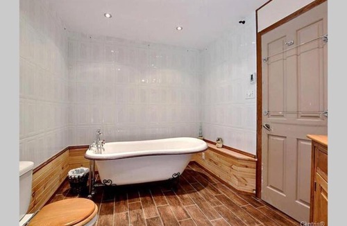 Saint-Sauveur Ski Chalet | Comfort and convenience with a little price!