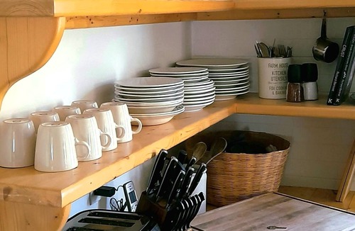 Pleasant Bay House | Comfort and Convenience - 0.5kms from Cabot Trail