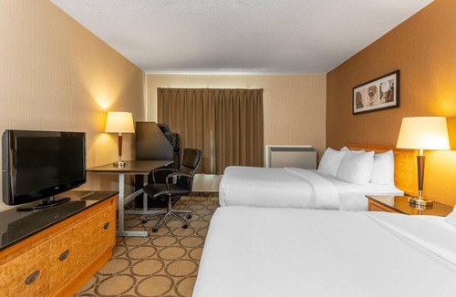 Baie Comeau Hotel | Comfort Inn Baie-Comeau
