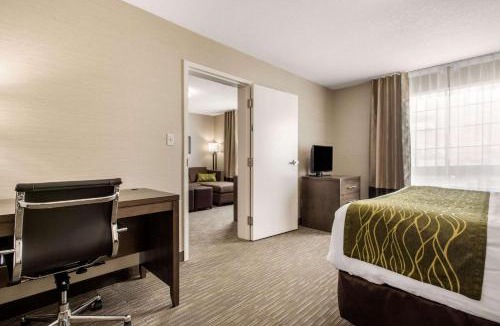 Red Deer Hotel | Comfort Inn & Suites