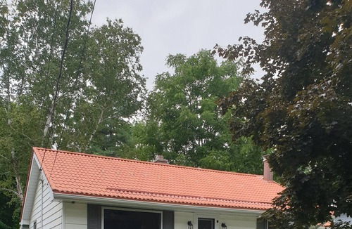Coldwater House | Comfortable 3 bdrm home in Coldwater - 8 mins to Mt St. Louis Moonstone ski hill