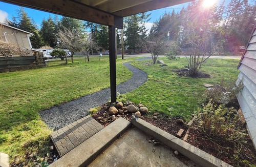 Comox House | Comfortable Home in the Comox Valley