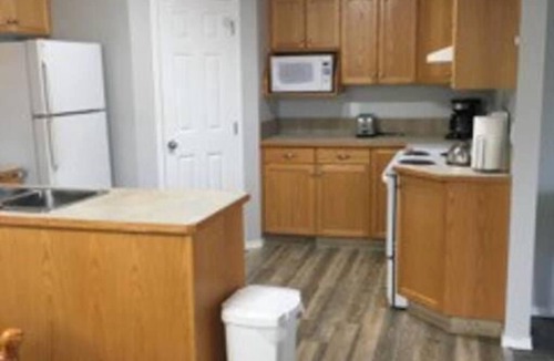 South Lethbridge Condo | Comfy 3 bedroom apartment in South Lethbridge #2