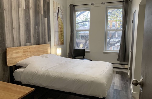 Whyte ave Hotel | Commercial Hotel
