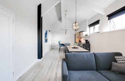 Laval House | Complexe La Voûte