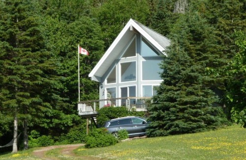 Jersey Cove House | Comraich Iolaire/Eagle Sanctuary-gorgeous view St. Ann's Bay on Cabot Trail