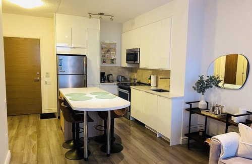 Willowdale Condo | Condo Apartment in North York, Yonge & Sheppard subway station