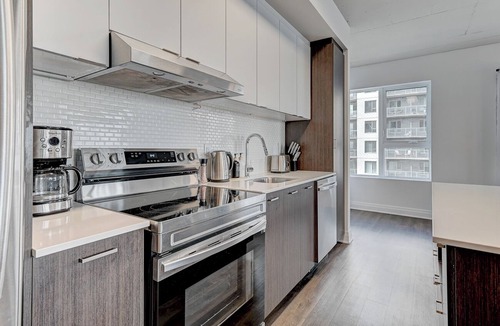 Saint-Laurent Apartment | Condo Thimens - Ville St-Laurent