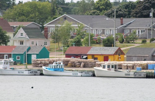 North Rustico Condo | Condo with a view - North Rustico harbor - SALTOFTHEHARBOR #3