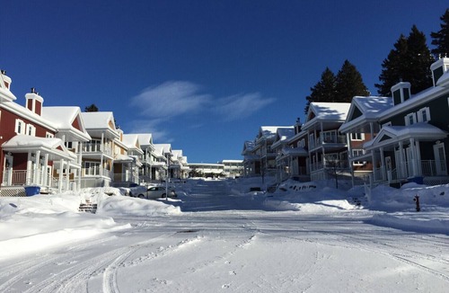 Saint Donat House | Condominium Rack Archambo 295