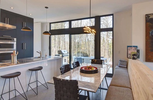 Lac-Superieur Ski Chalet | Contemporary in Nature Cabin w/Spa, Sauna & EV Friendly