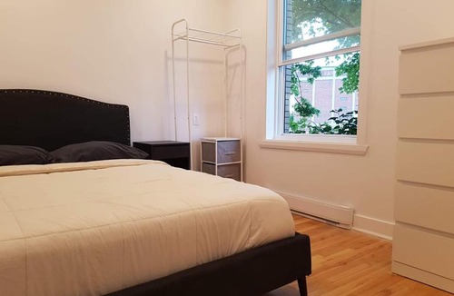 Mile End House | Continental Breakfast IlI Pet Friendly IlI Room A