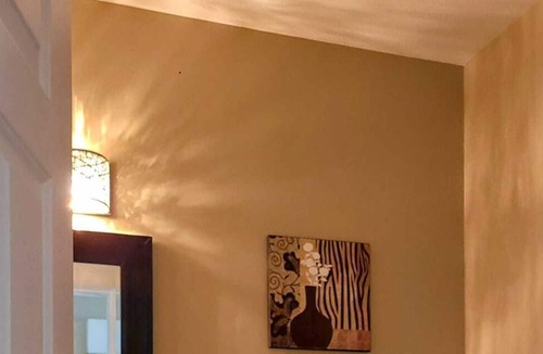 Cordova Bay House | Cordova Bay Executive House - 5 min from the beach