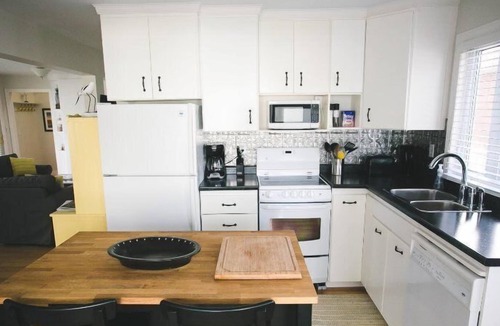 Wellington House | Corner Haven Main-Wellington PEC